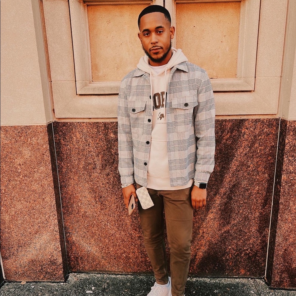 Meet your Posher, Austin